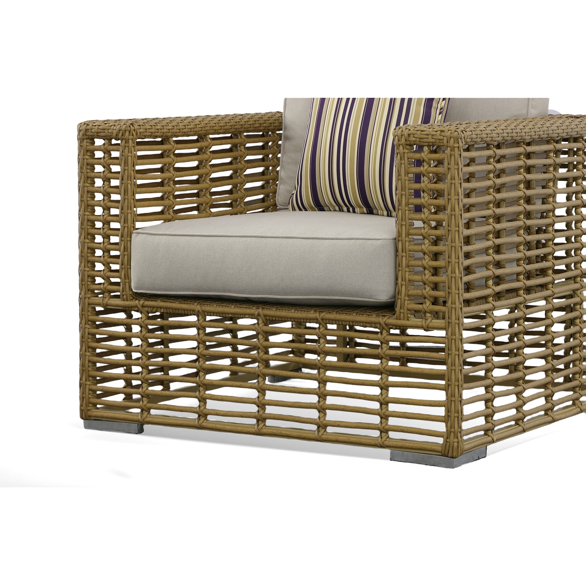 Renava Ko Tao Outdoor Beige & Wicker Lounge Chair Model VGATRASF-054-CHR