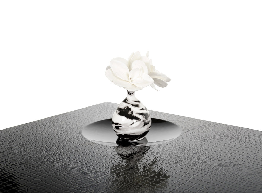 A&X Grand Modern Black Crocodile Lacquer Coffee Table With 2 Drawers Model VGUNCK8315-BLK