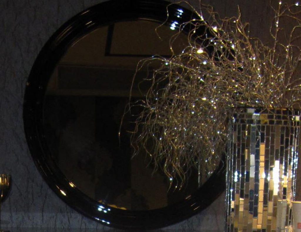 Auspicious Transitional Tufted Leather Platform Bed Model VGSLE-AUSPICIOUS