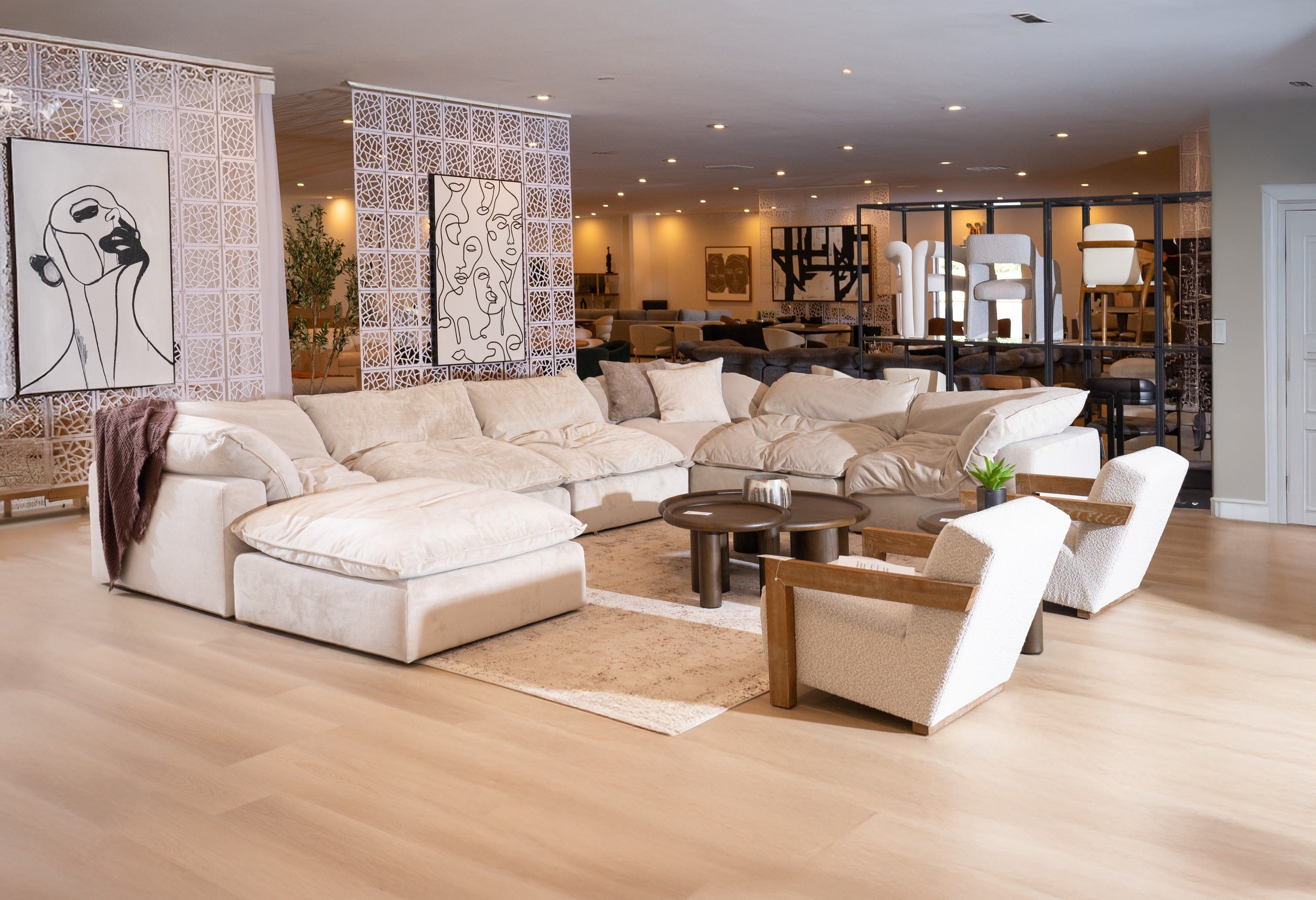 Divani Casa Garman Modern Light Grey U Shaped Sectional Sofa Model VGKKKF2651-6-USHP-GRY-SECT