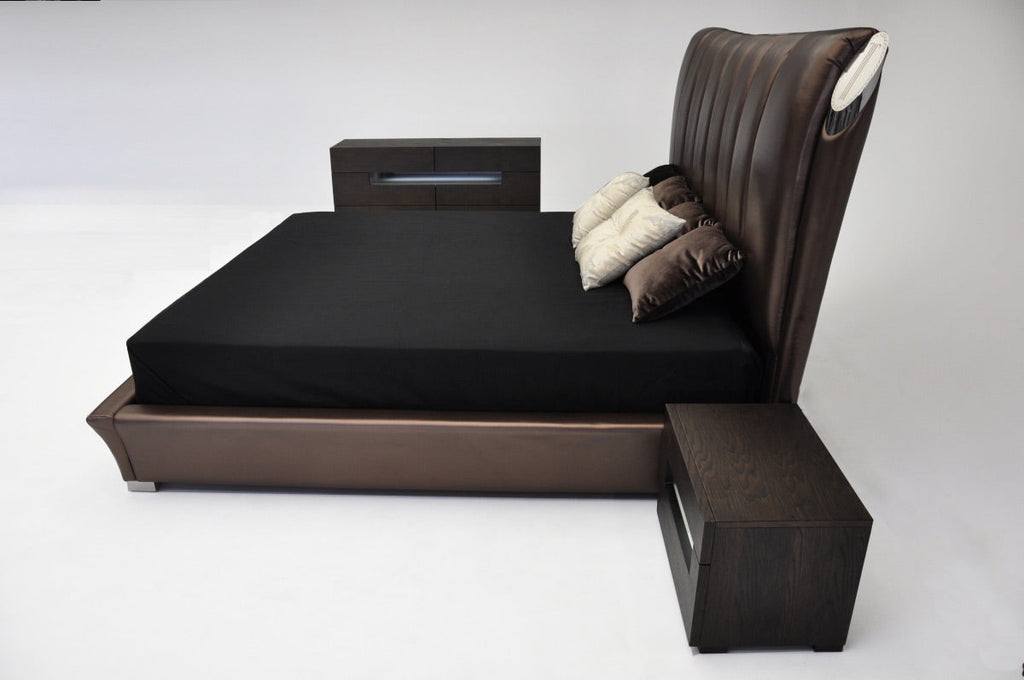 Temptation Caesar Italian Classical Design Leather Platform King Bed Model VGWCTEM-8C301A