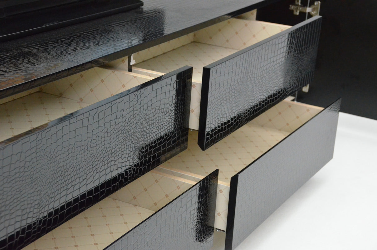 A&X Skyline Modern Black Crocodile Lacquer Tv Stand Model VGUNAK588-230-BLK